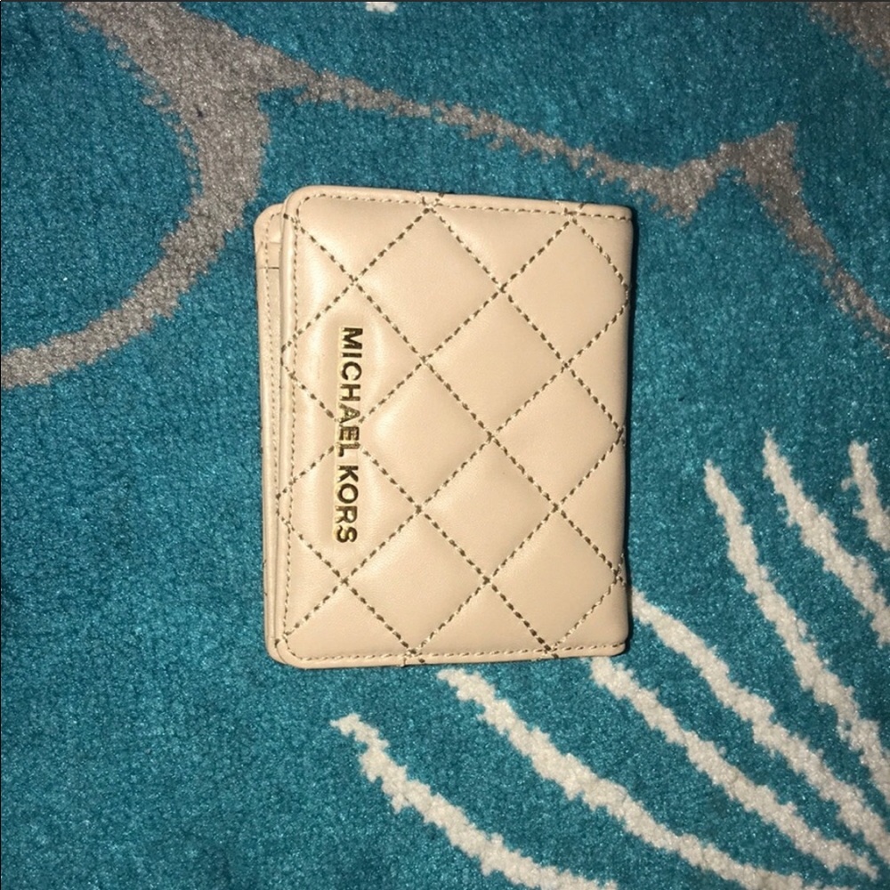 Mk mini wallet